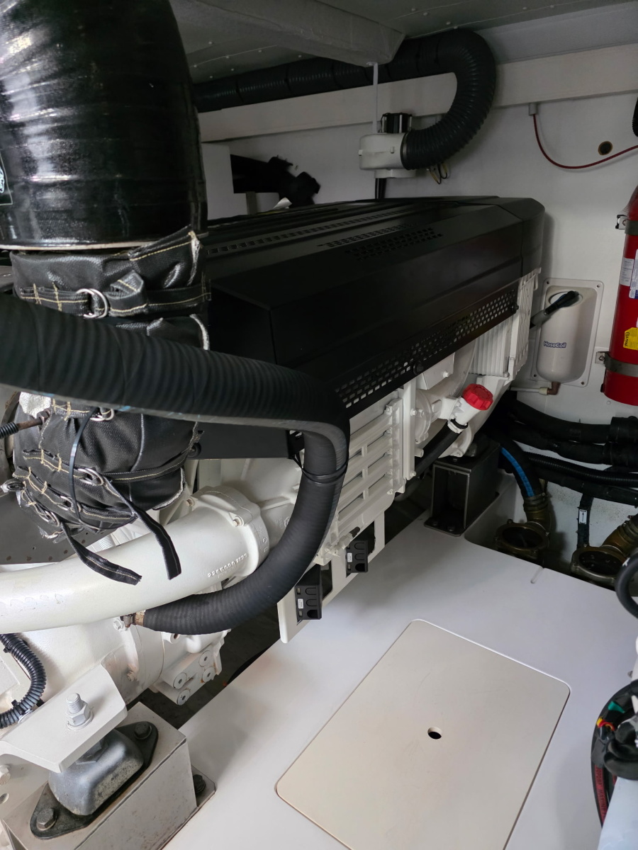 60' 2019 Azimut 60 FLY