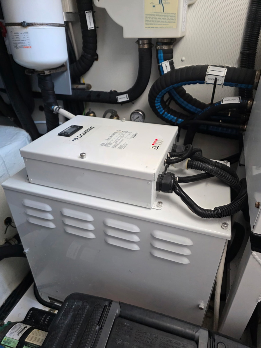 60' 2019 Azimut 60 FLY