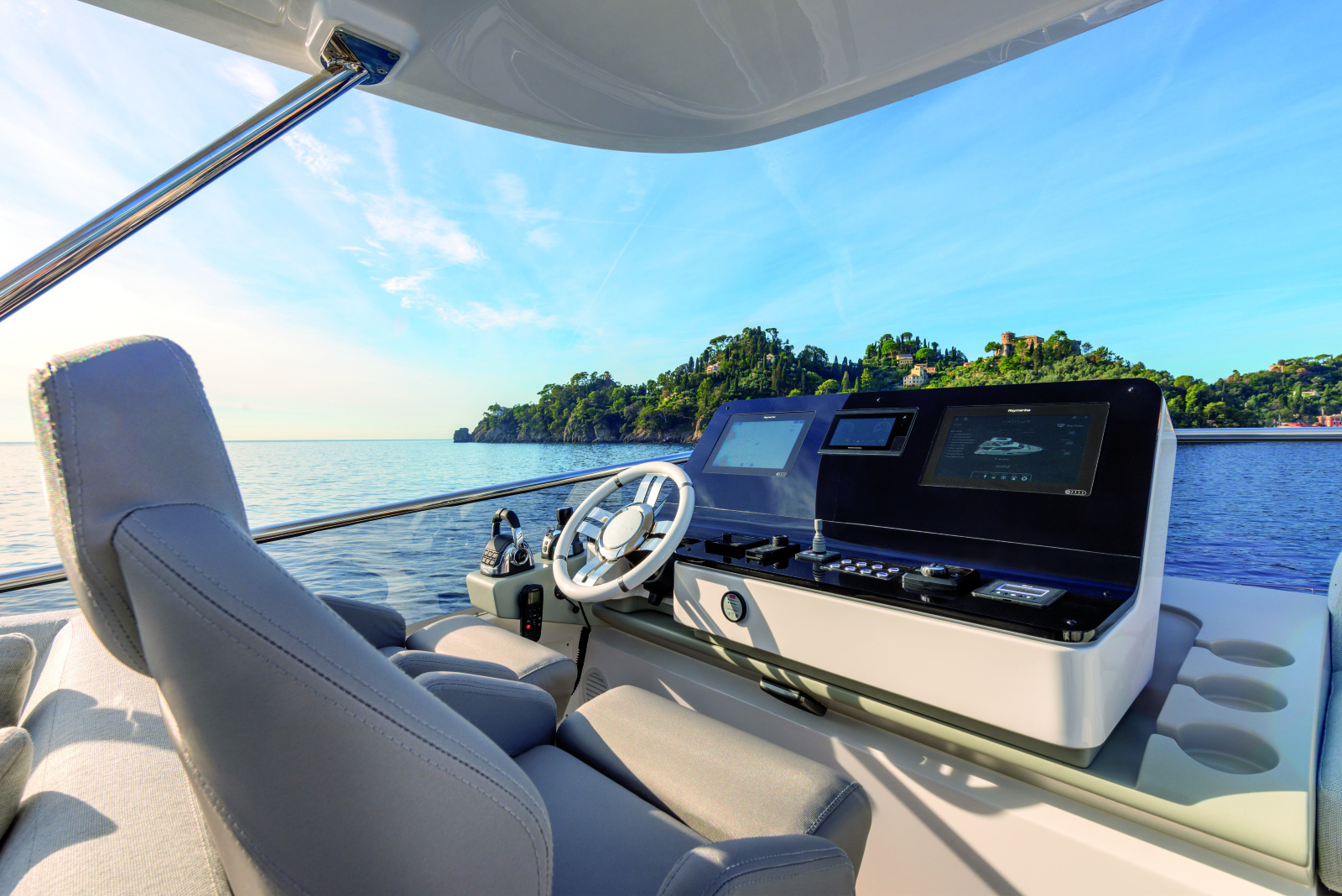 60ft Azimut Yacht For Sale