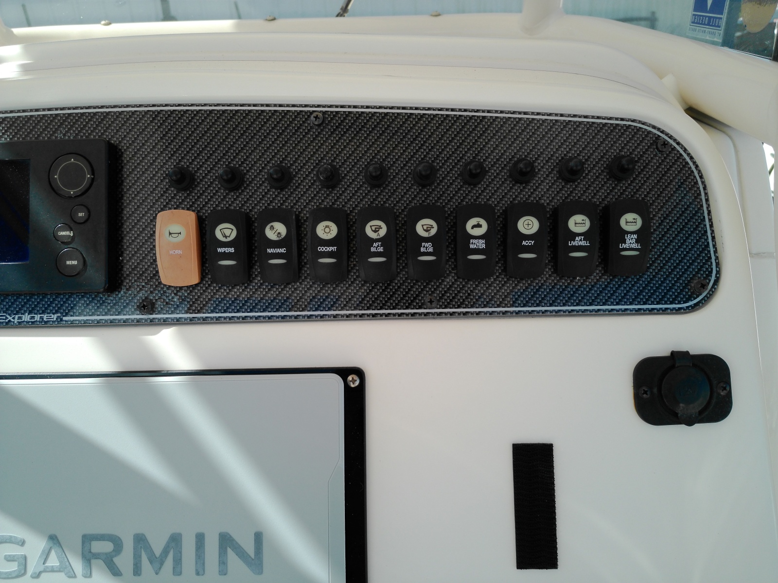 25' 2015 Grady-White 