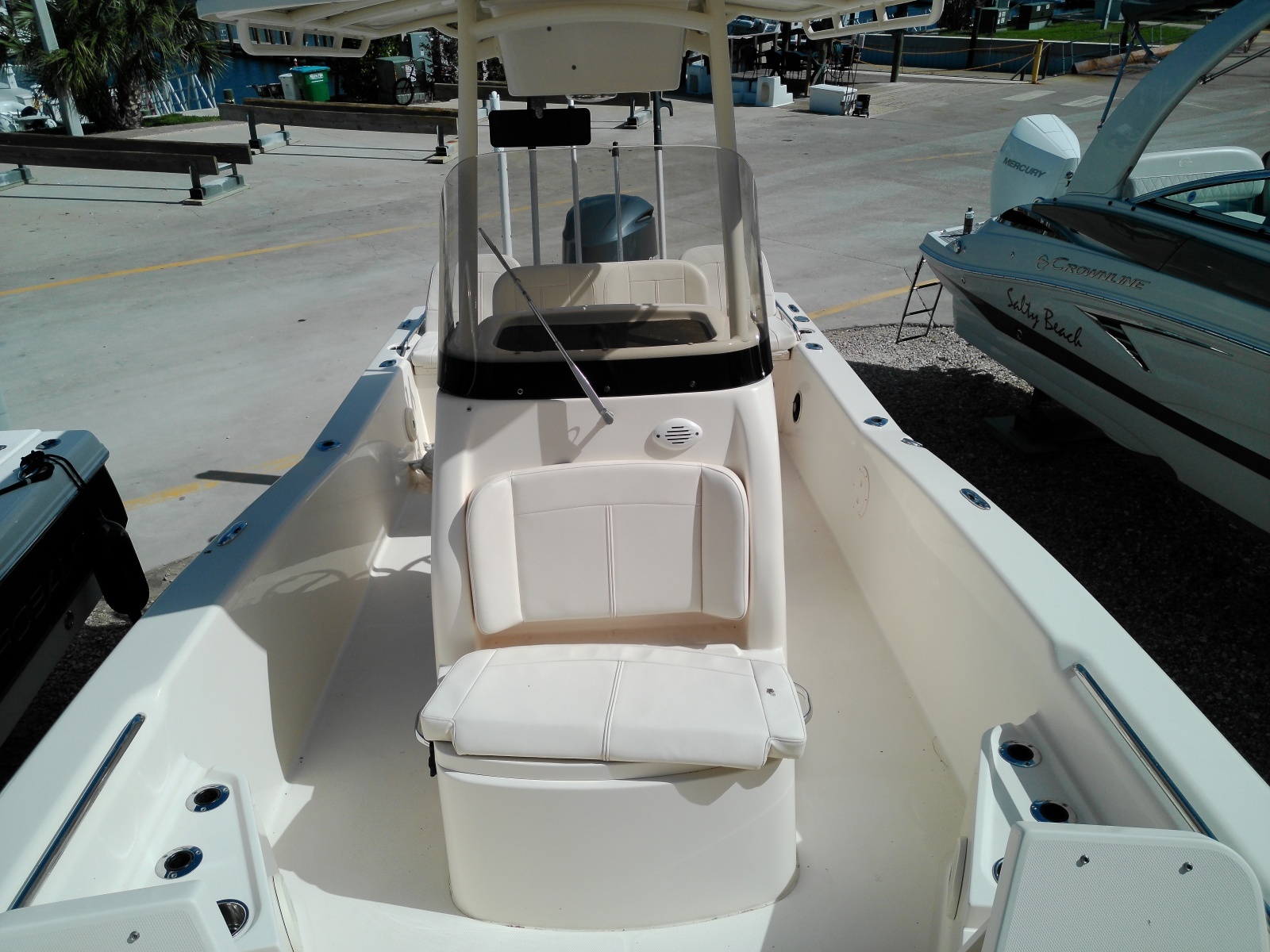 25ft Grady White Yacht For Sale