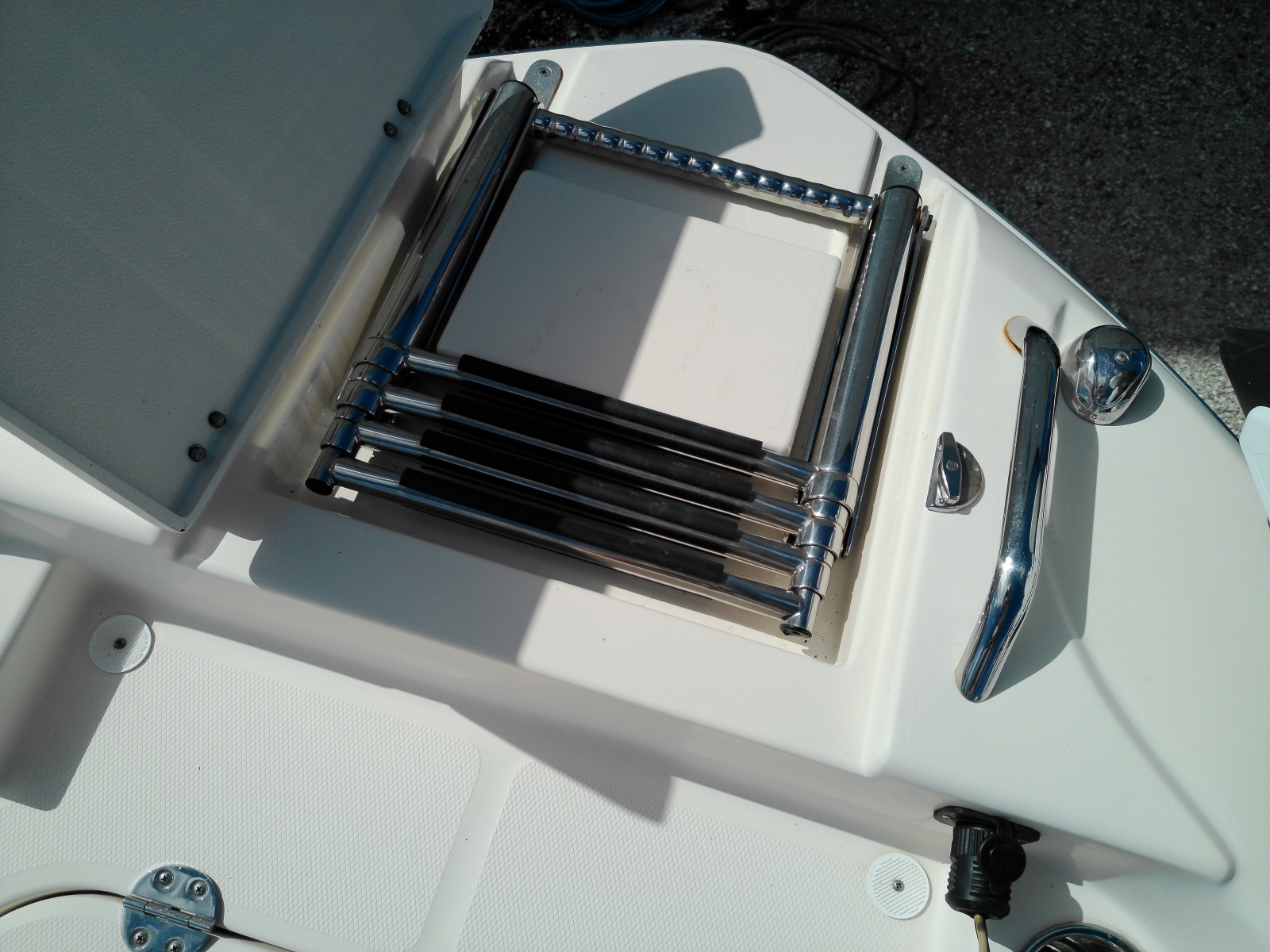 25ft Grady White Yacht For Sale