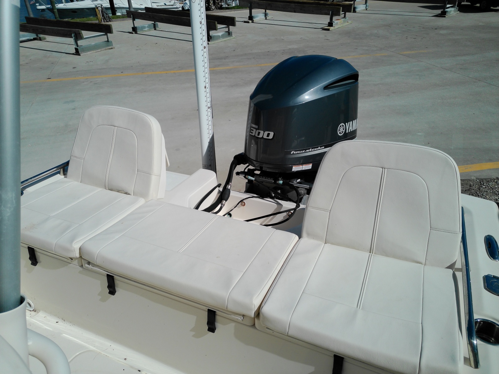 25ft Grady White Yacht For Sale