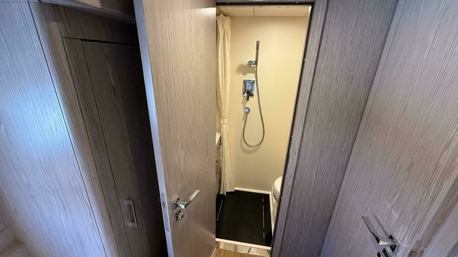 Best Day Ever 58ft Sirena Yacht For Sale