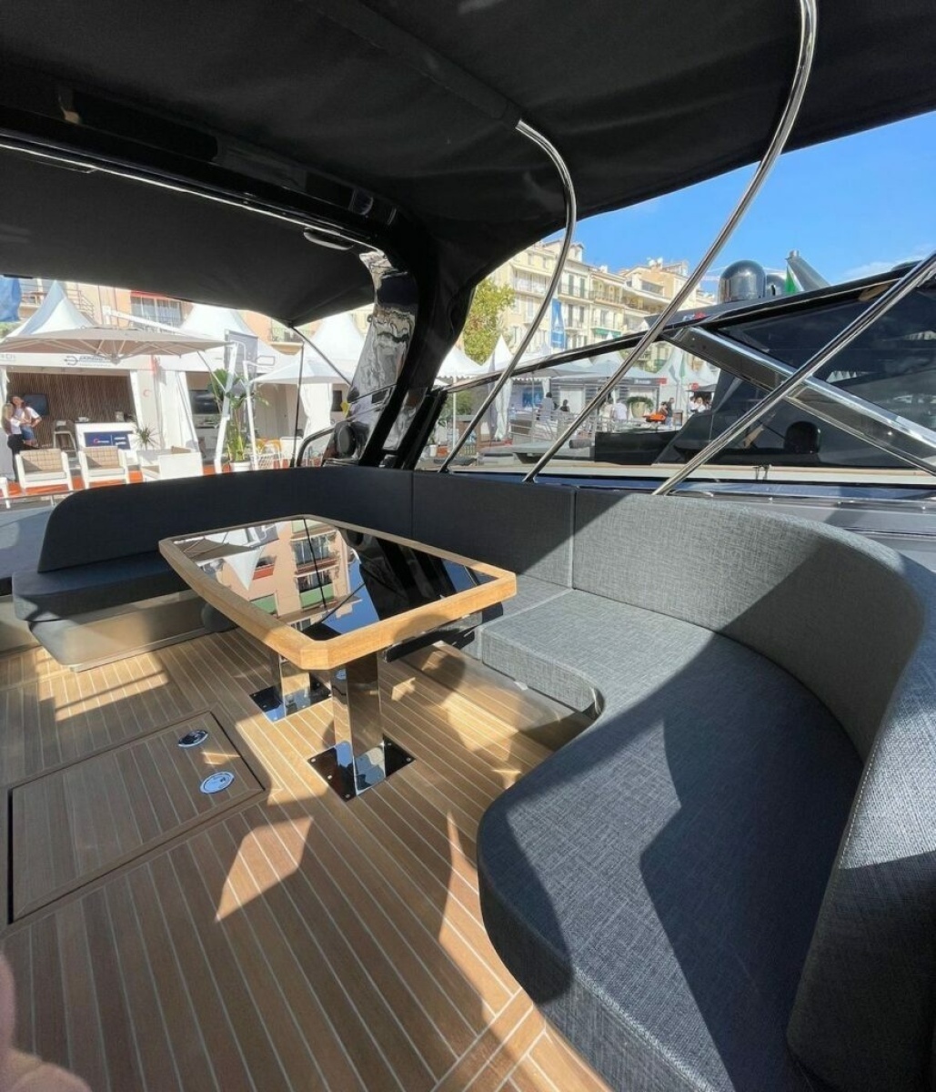 MY LIFE FIVE III 58ft Rizzardi Yacht For Sale