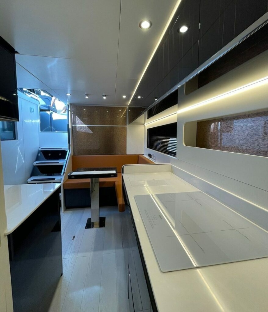 MY LIFE FIVE III 58ft Rizzardi Yacht For Sale