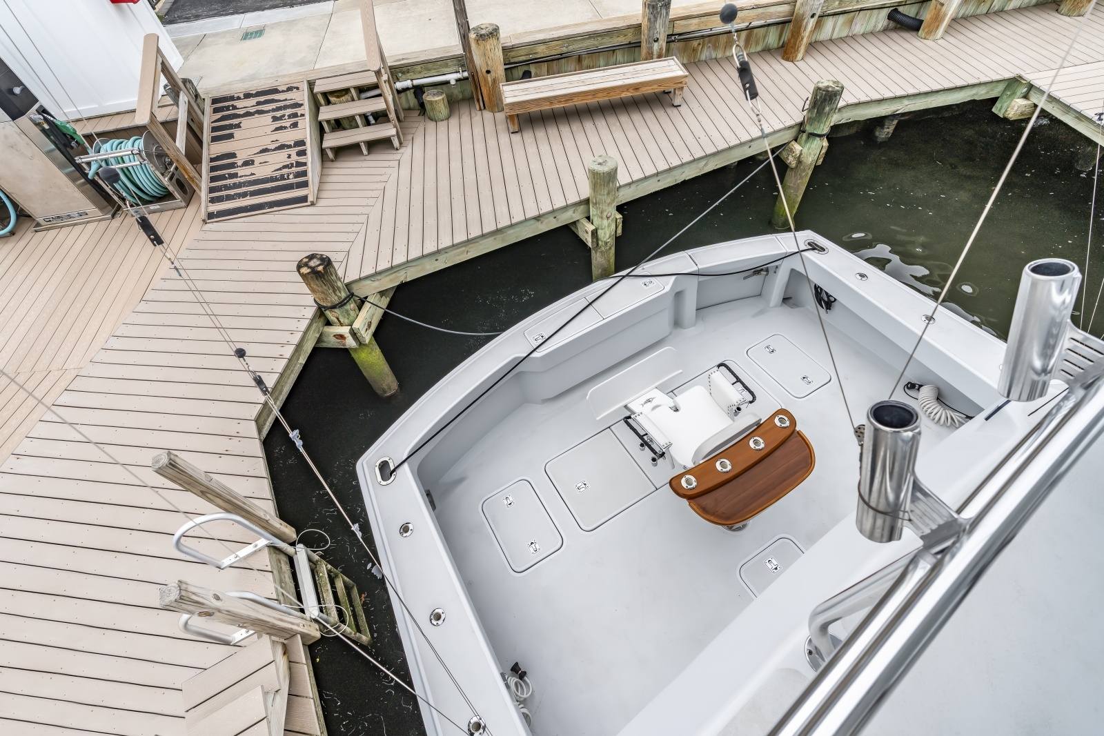 Brenda s III 55ft Hatteras Yacht For Sale