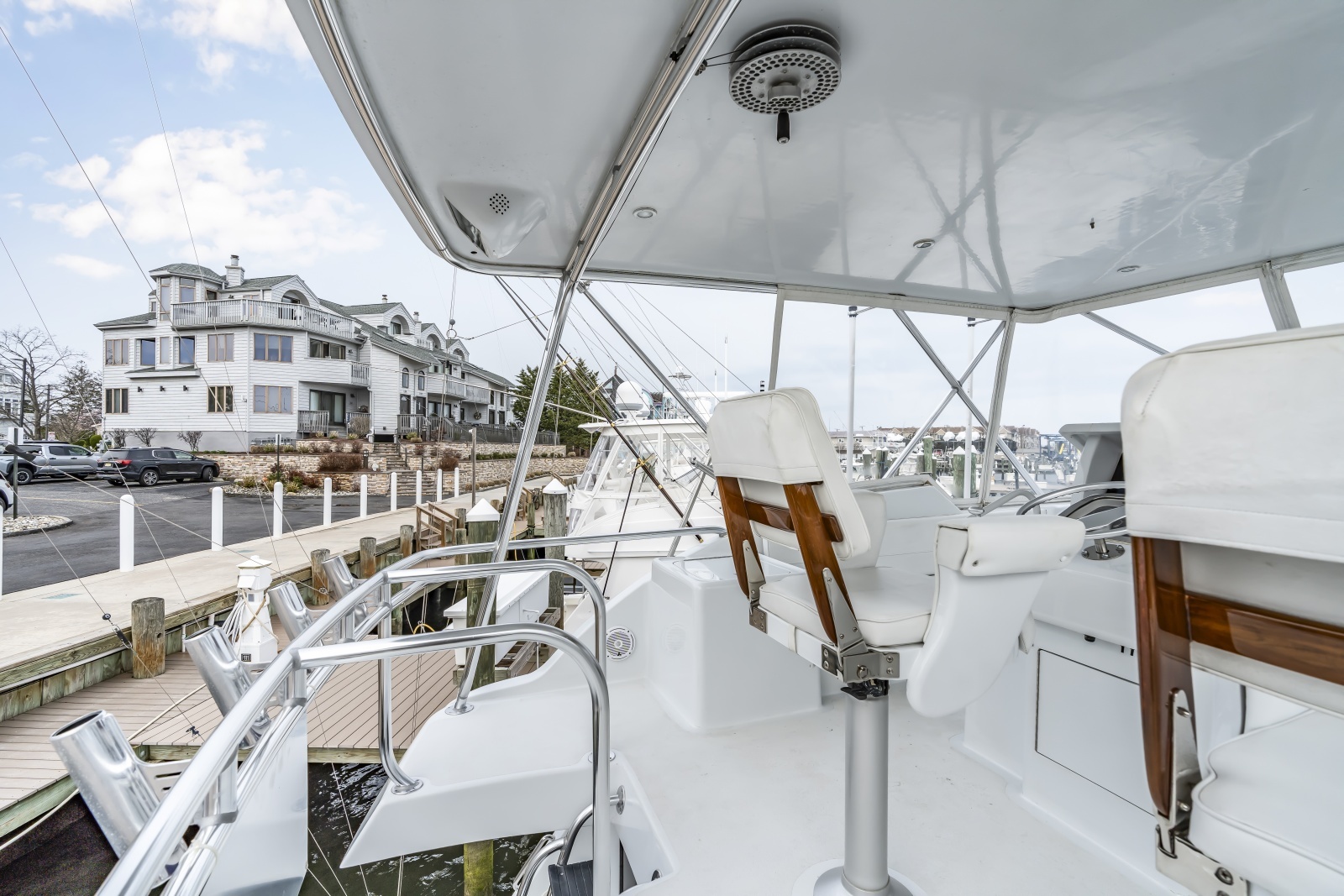 Brenda s III 55ft Hatteras Yacht For Sale