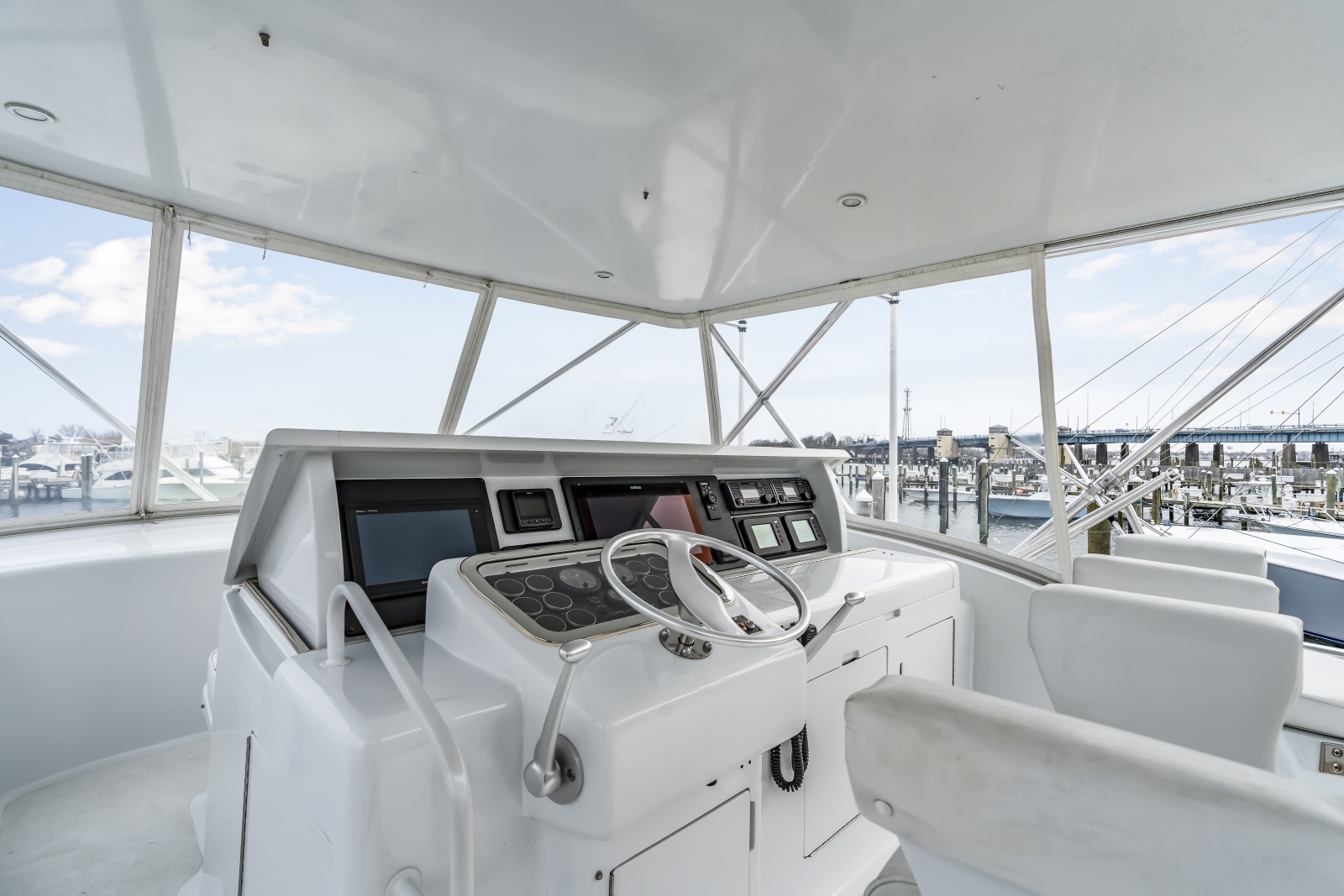 Brenda s III 55ft Hatteras Yacht For Sale