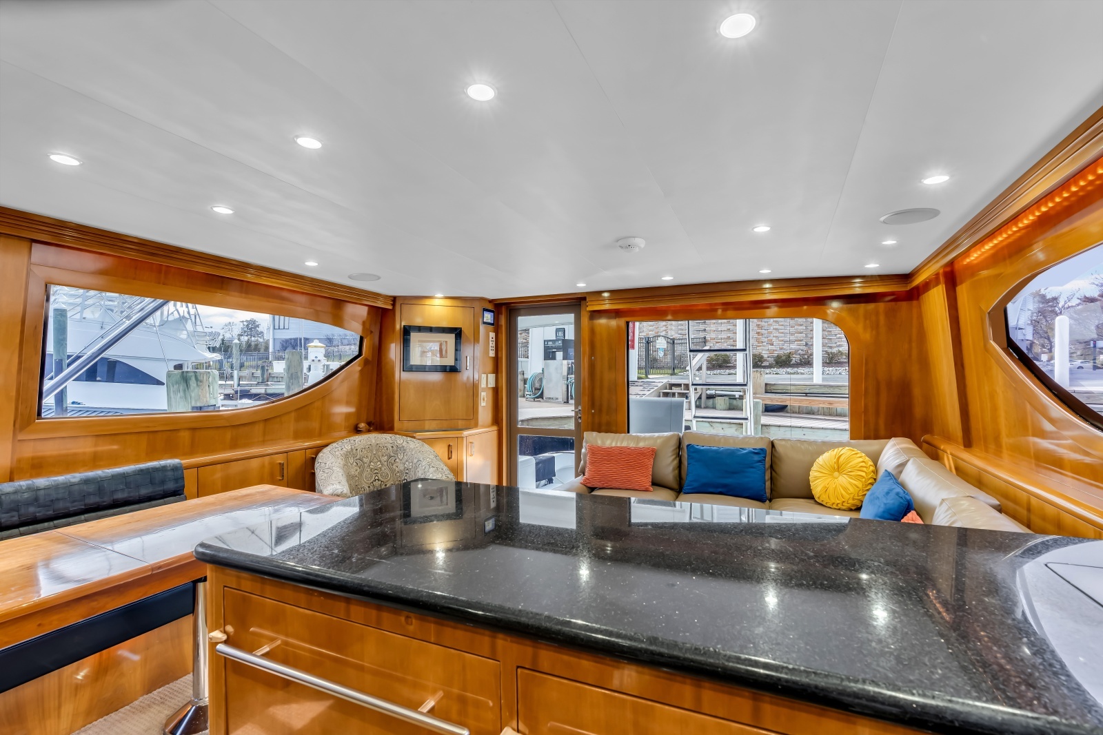 Brenda s III 55ft Hatteras Yacht For Sale