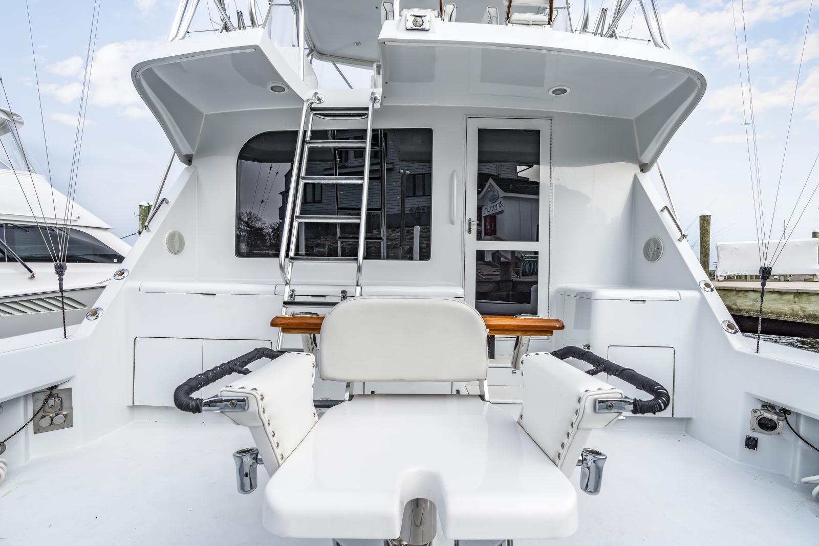 Brenda s III 55ft Hatteras Yacht For Sale