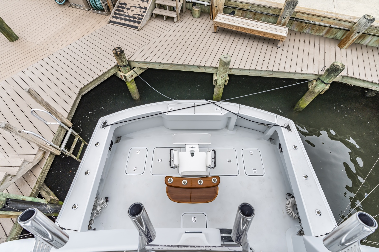 Brenda s III 55ft Hatteras Yacht For Sale