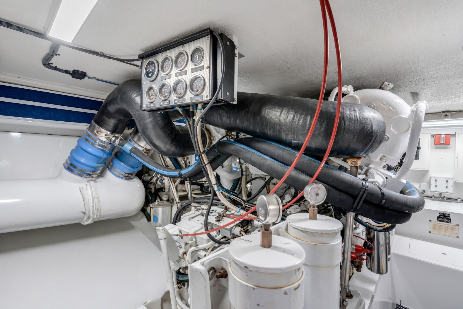 Brenda s III 55ft Hatteras Yacht For Sale