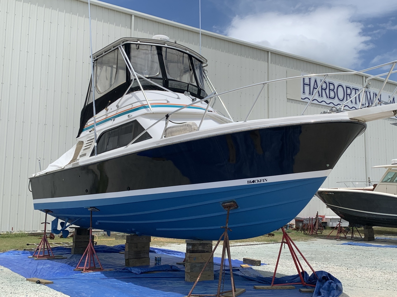 32ft Blackfin Yacht For Sale