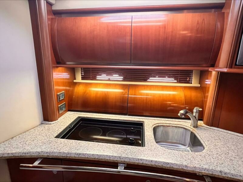 Breezin Up 50ft Sea Ray Yacht For Sale