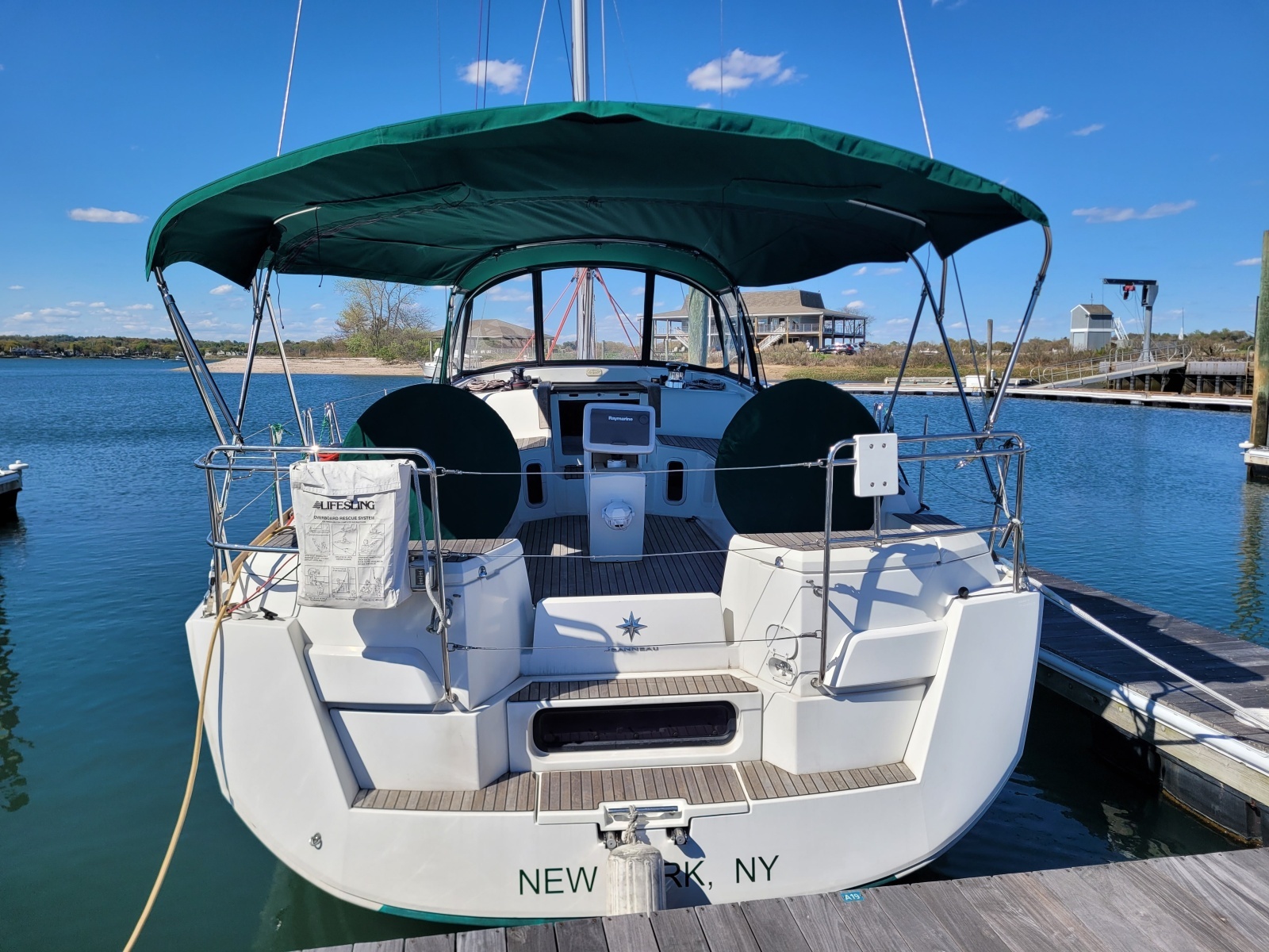 2017 Jeanneau Sun Odyssey 44 DS
