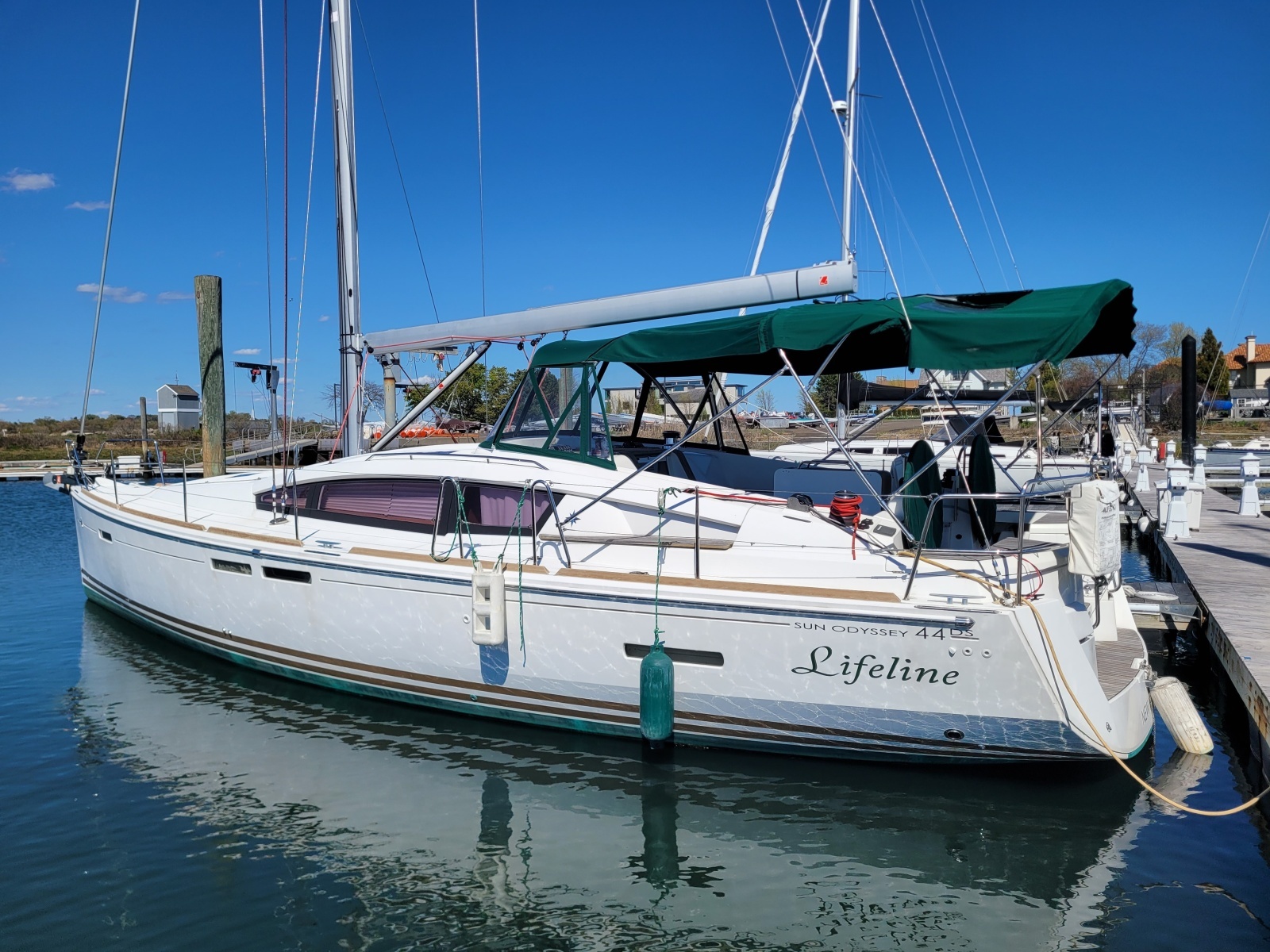 2017 Jeanneau Sun Odyssey 44 DS