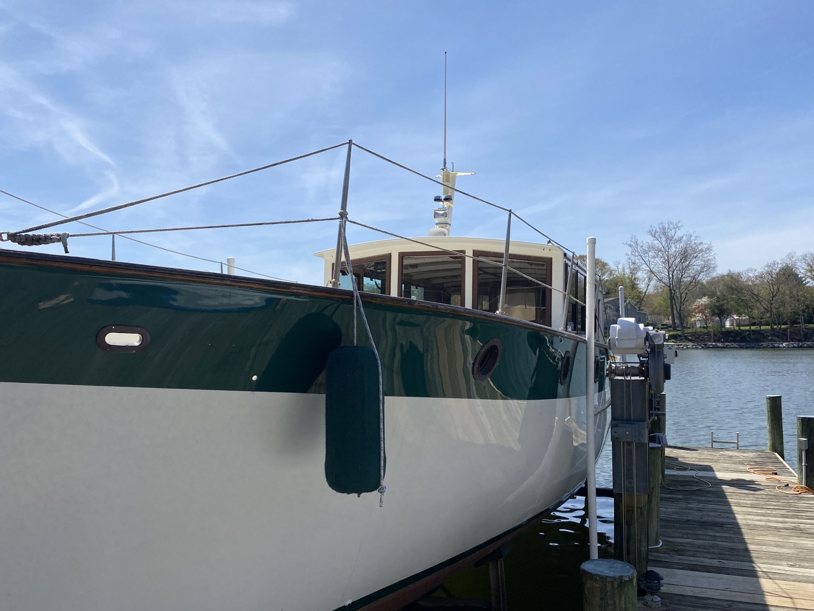 38' 2001 Tad Roberts 