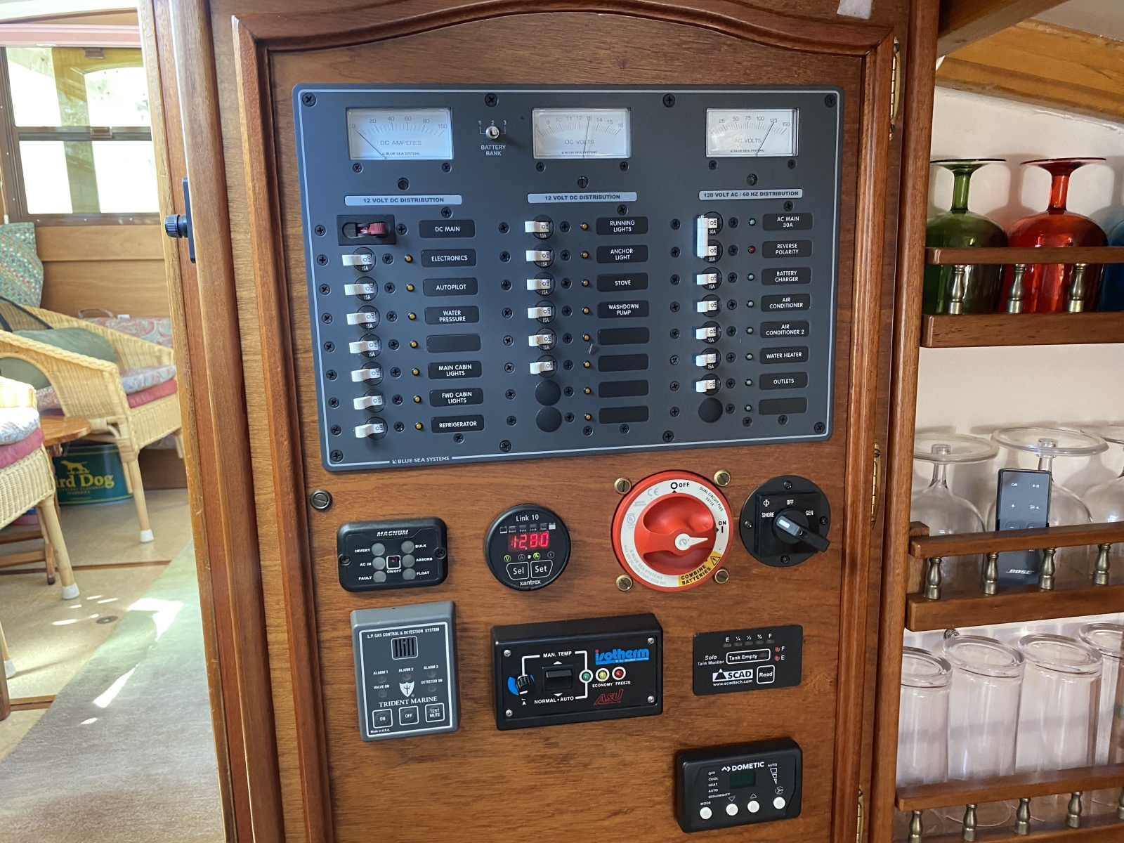 38' 2001 Tad Roberts 