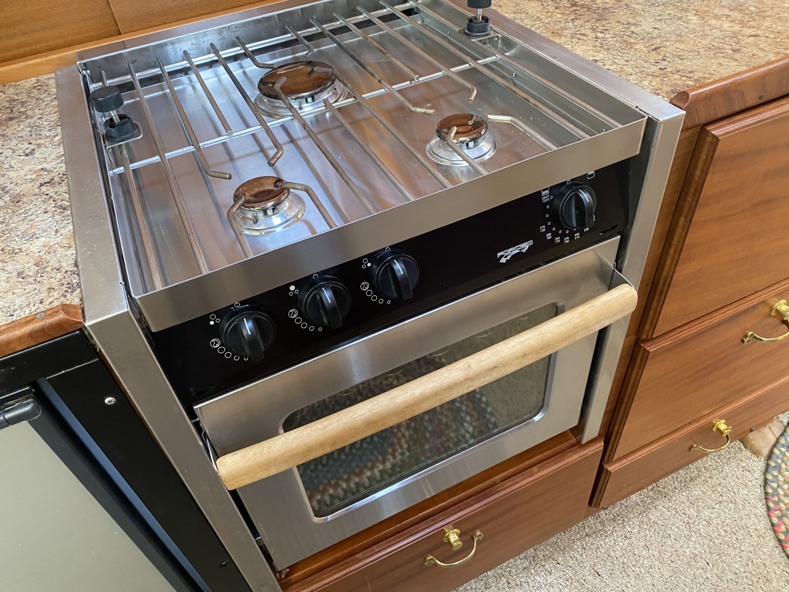 38' 2001 Tad Roberts 