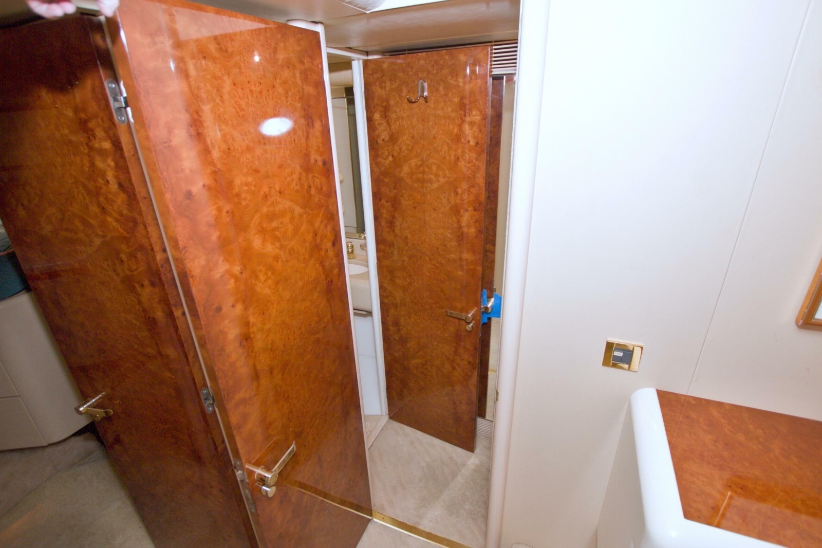 Ohana 76ft Lazzara Yachts Yacht For Sale