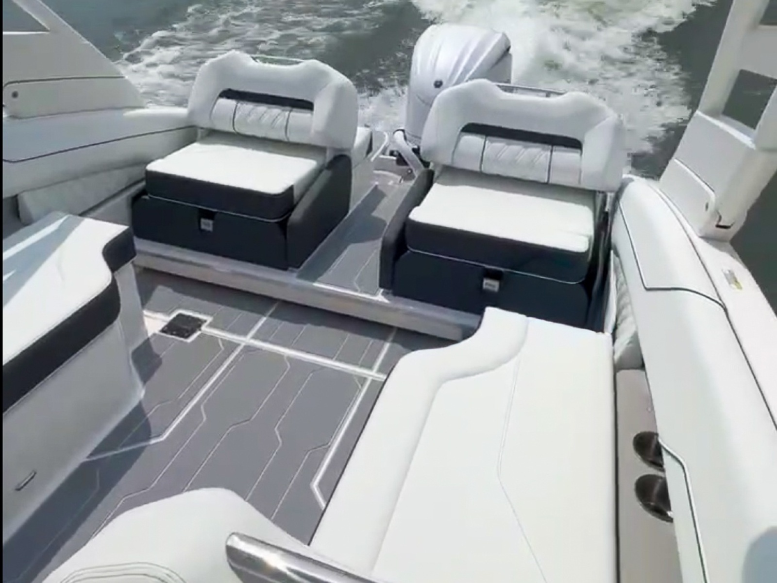 24ft Regal Yacht For Sale