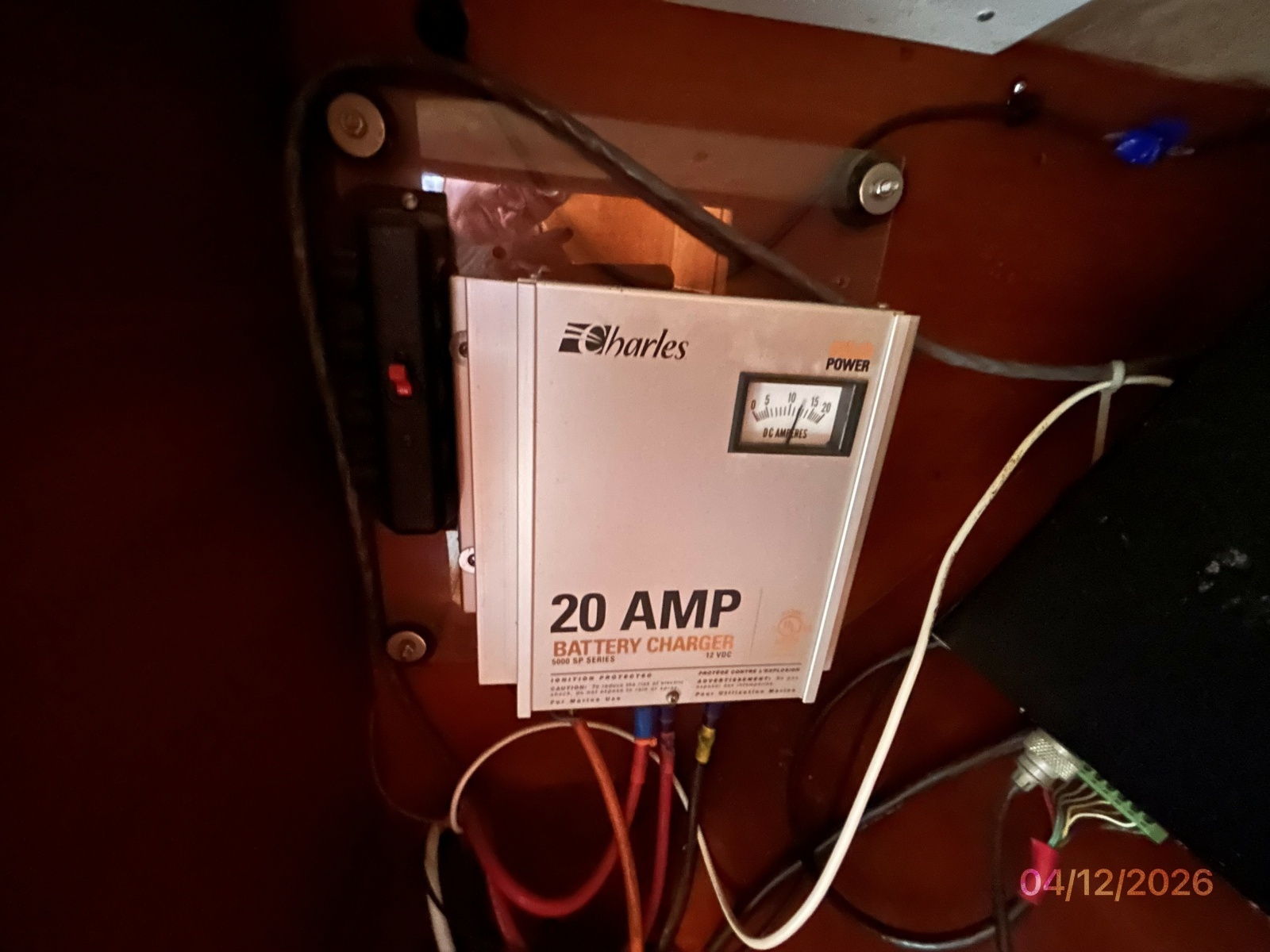 41' Rival battery charger