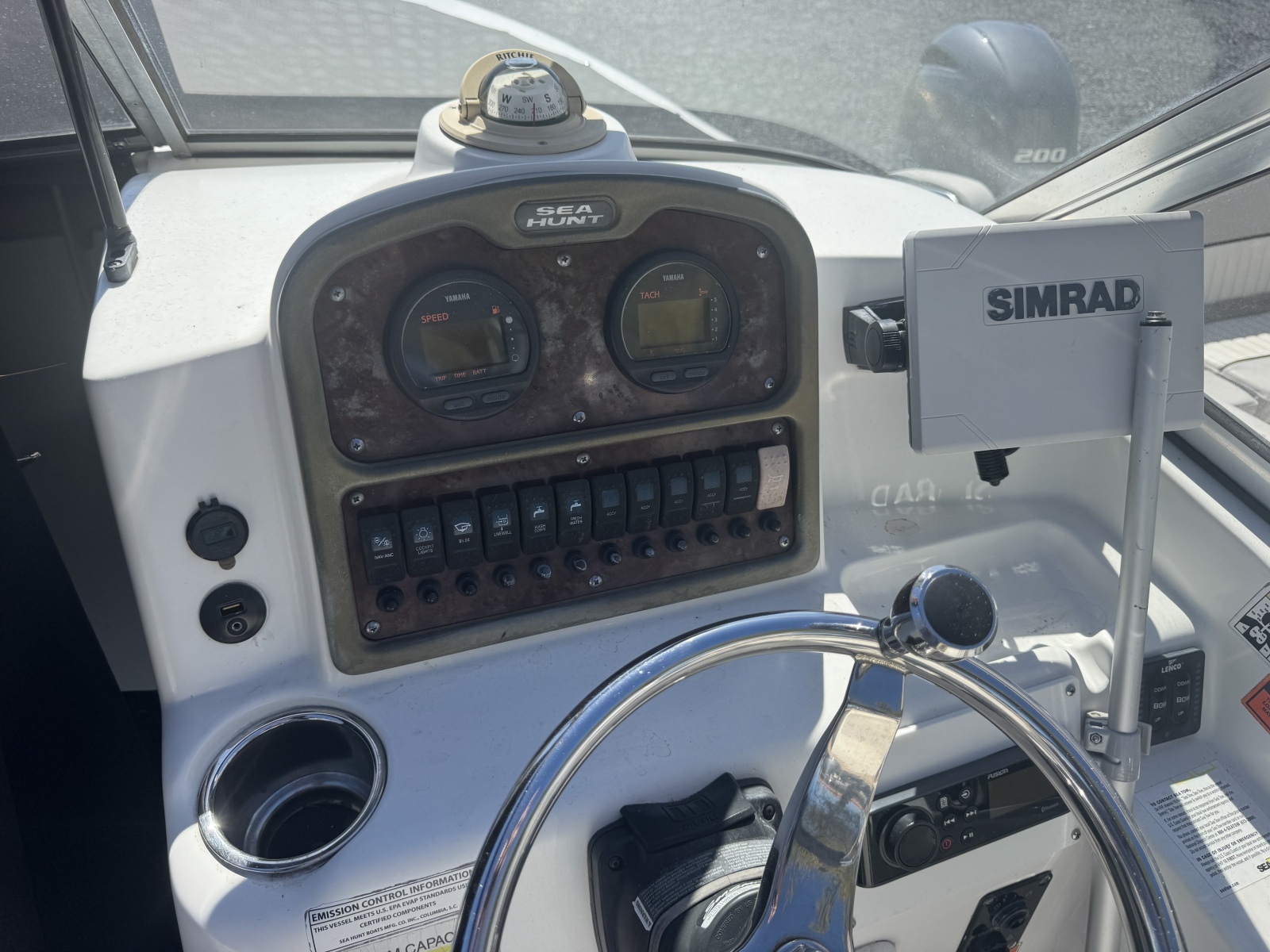 23ft Sea Hunt Yacht For Sale