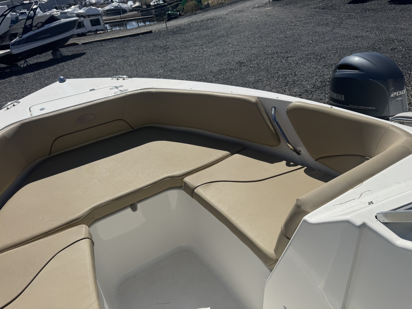 23ft Sea Hunt Yacht For Sale