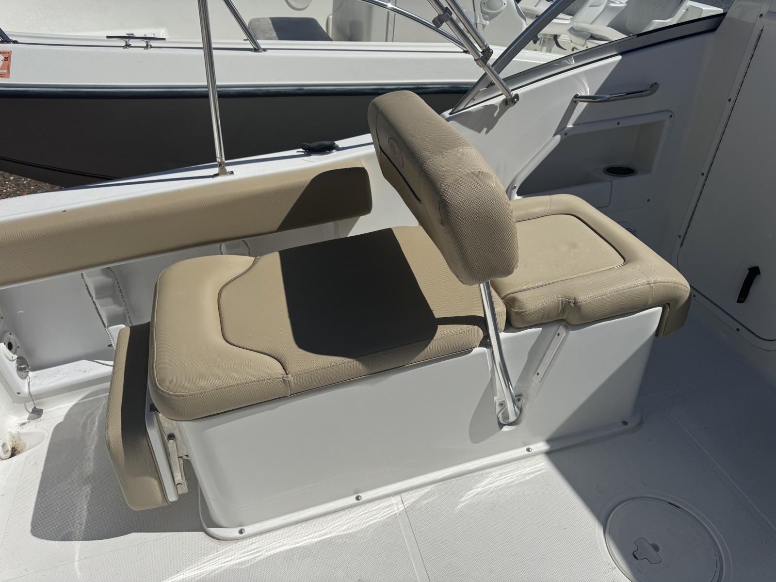 23ft Sea Hunt Yacht For Sale