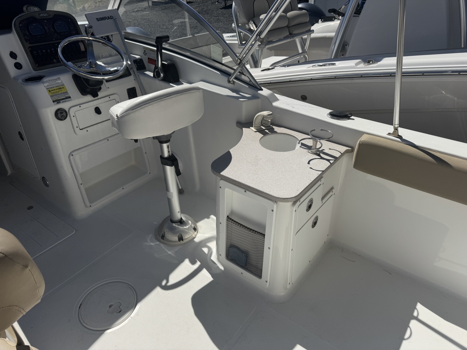 23ft Sea Hunt Yacht For Sale