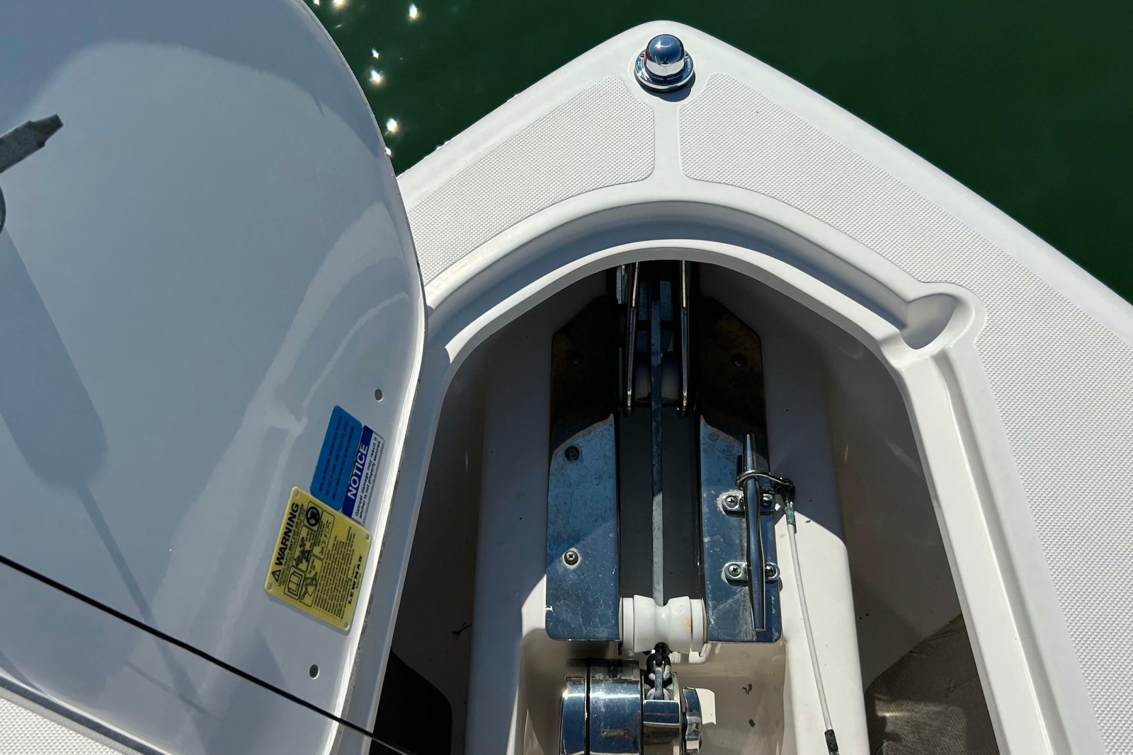 26' 2016 Pursuit DC 265 Dual Console
