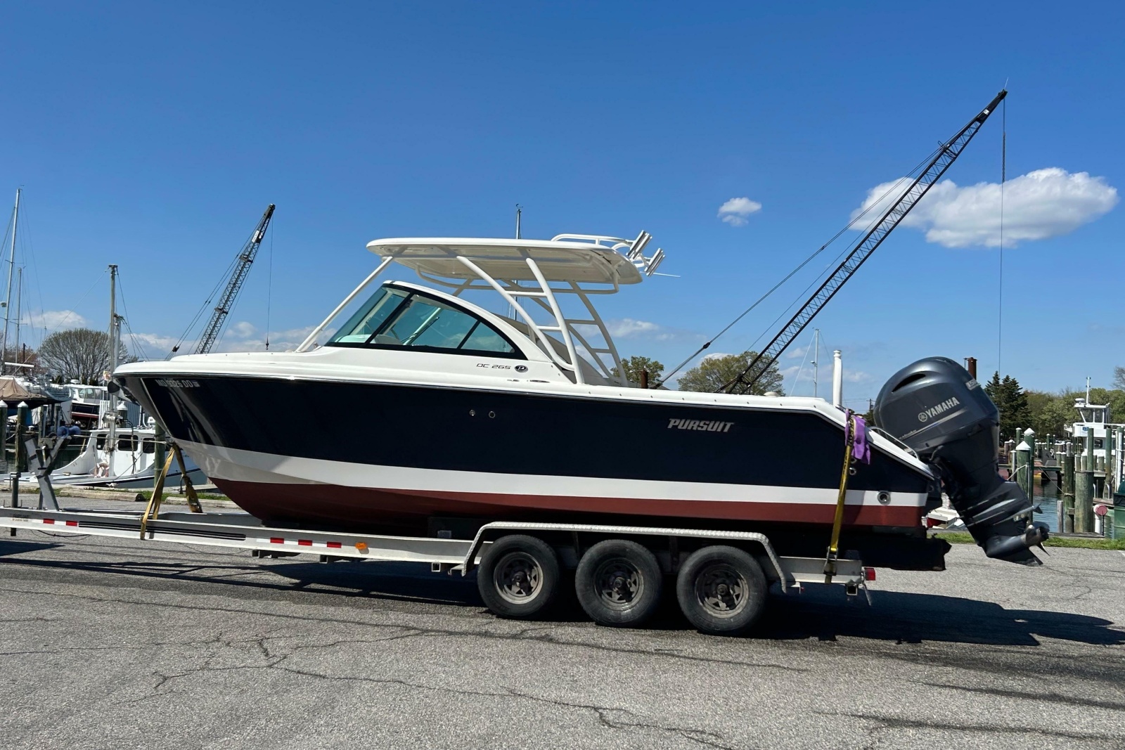 26' 2016 Pursuit DC 265 Dual Console