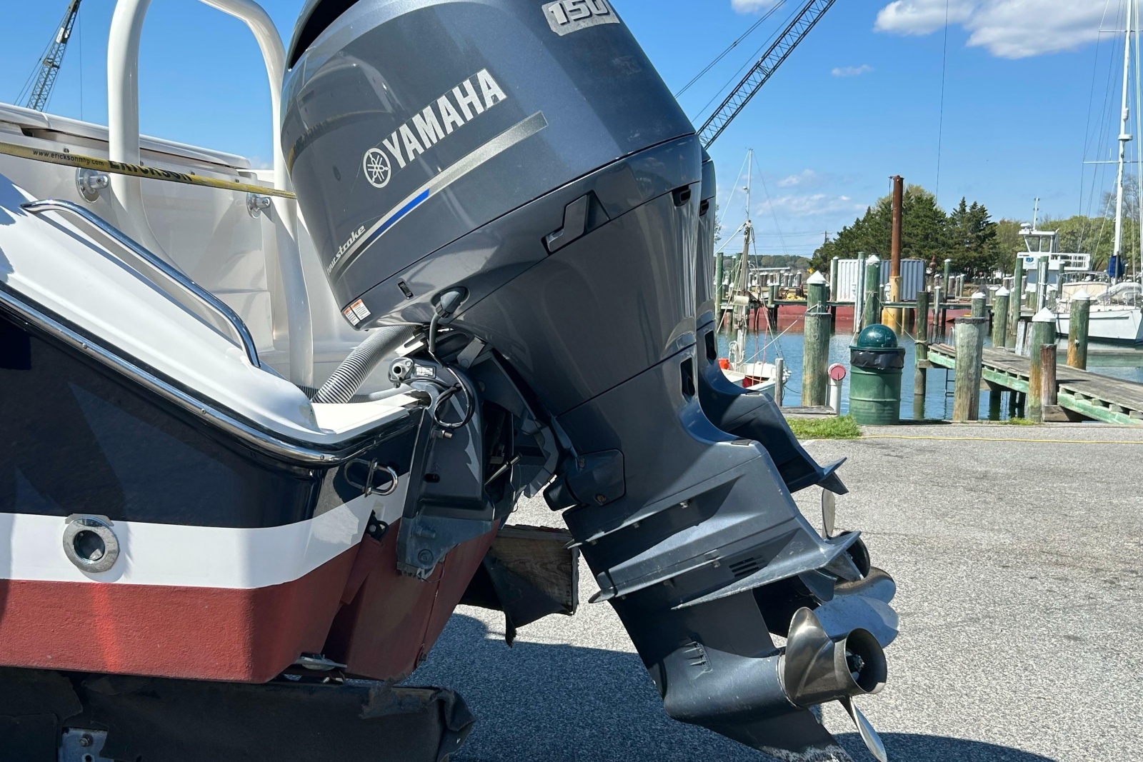 26' 2016 Pursuit DC 265 Dual Console
