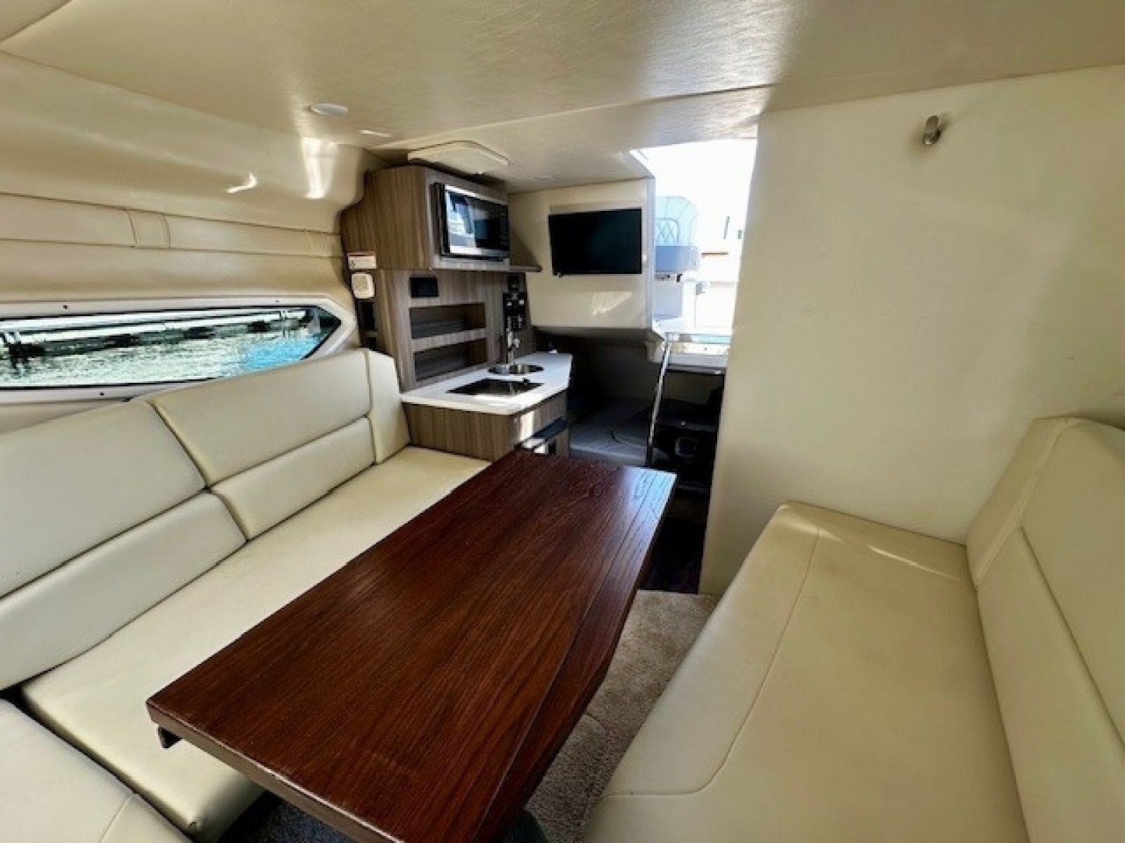 26ft Regal Yacht For Sale
