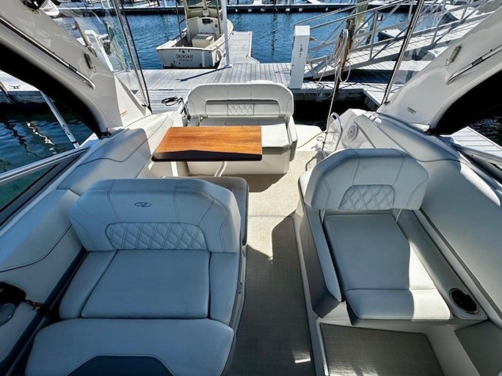 26ft Regal Yacht For Sale