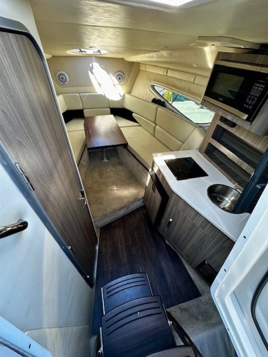 26ft Regal Yacht For Sale