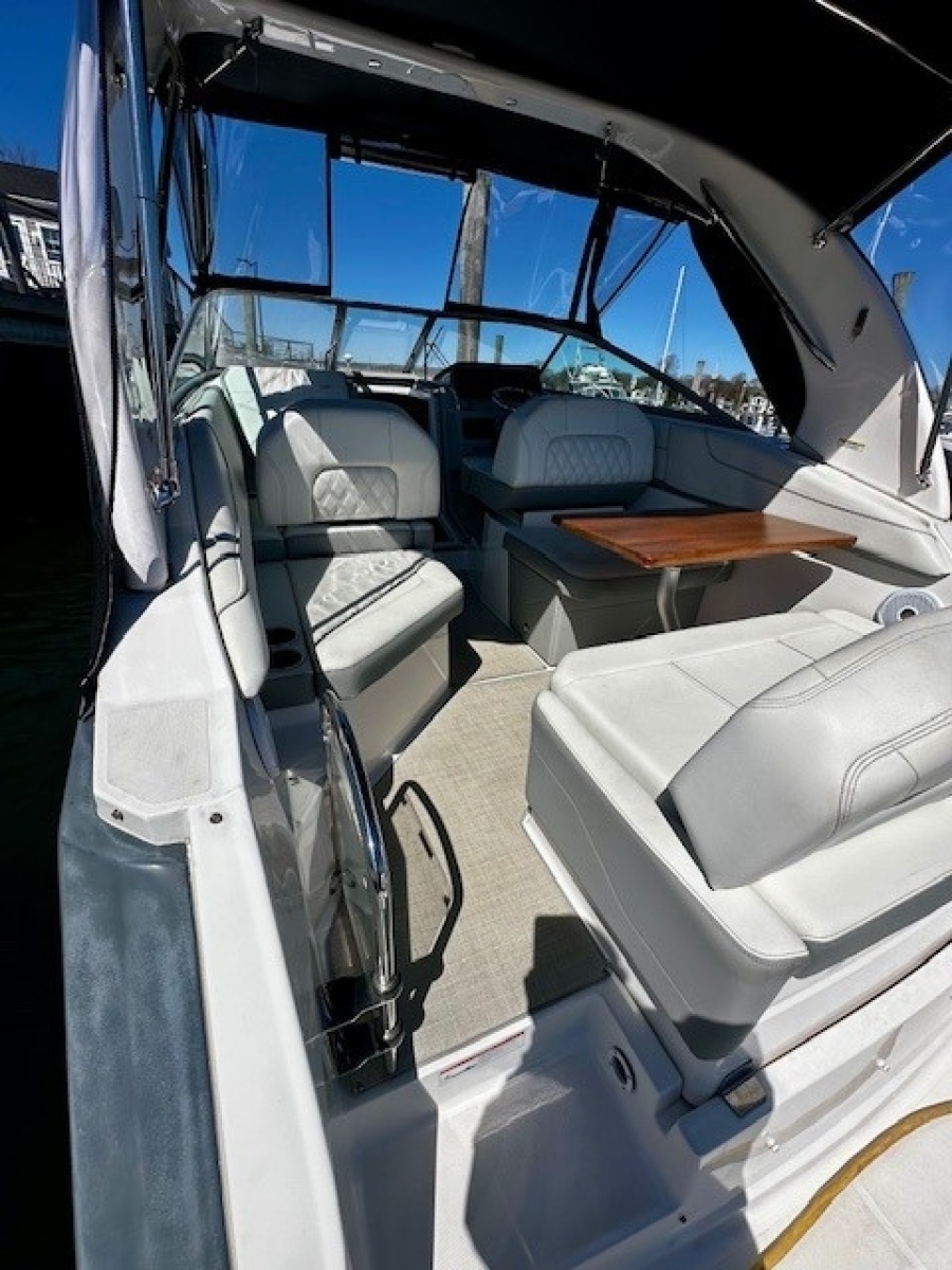 26ft Regal Yacht For Sale