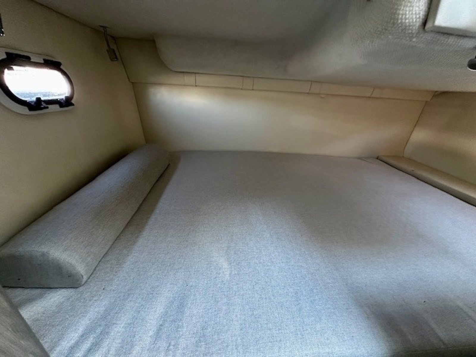 26ft Regal Yacht For Sale