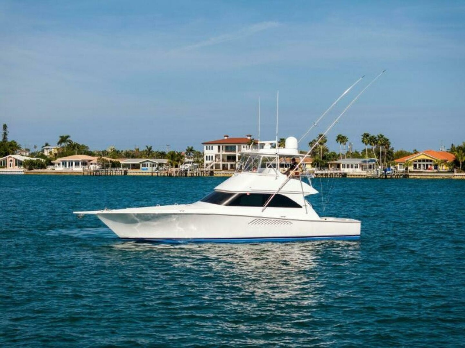 48' 2003 Viking 48 Convertible