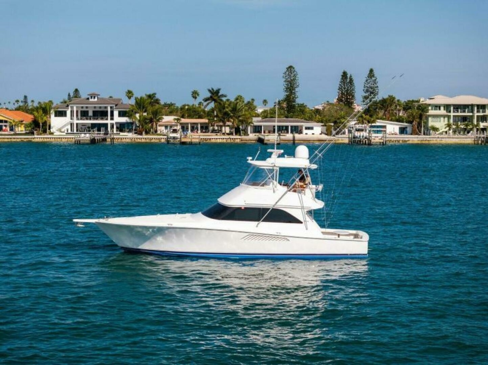 48' 2003 Viking 48 Convertible