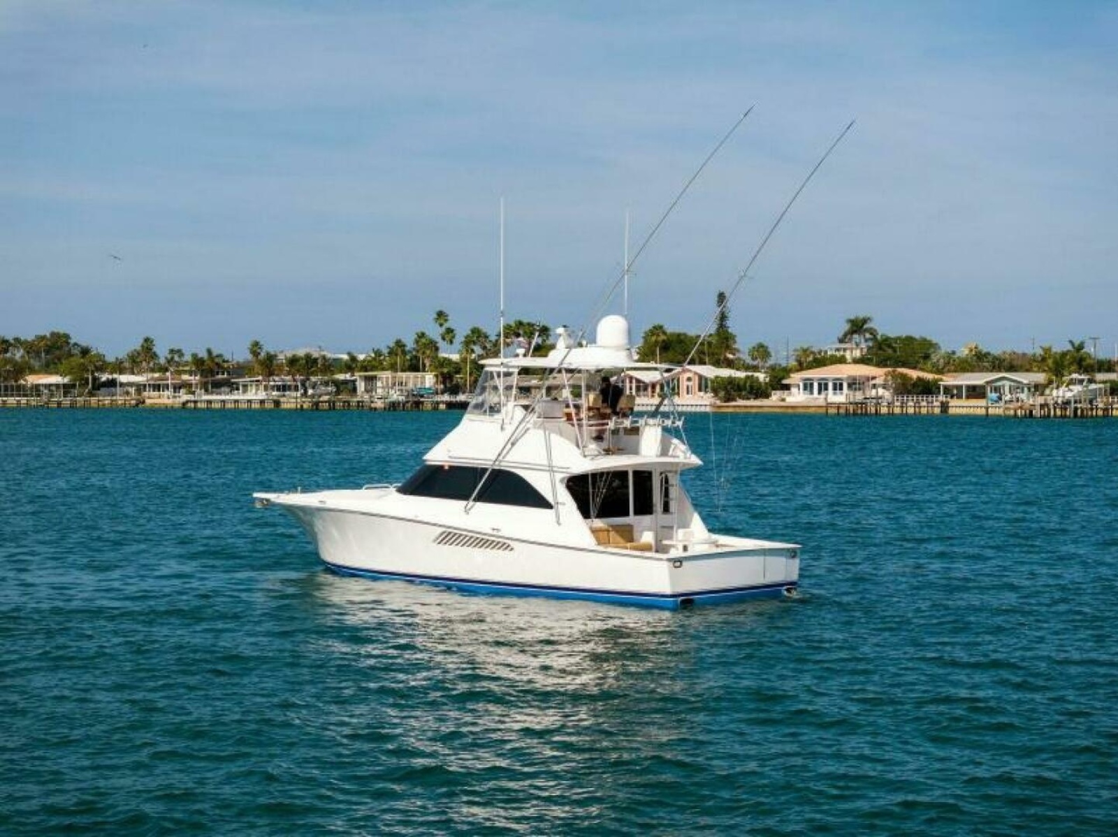 48' 2003 Viking 48 Convertible