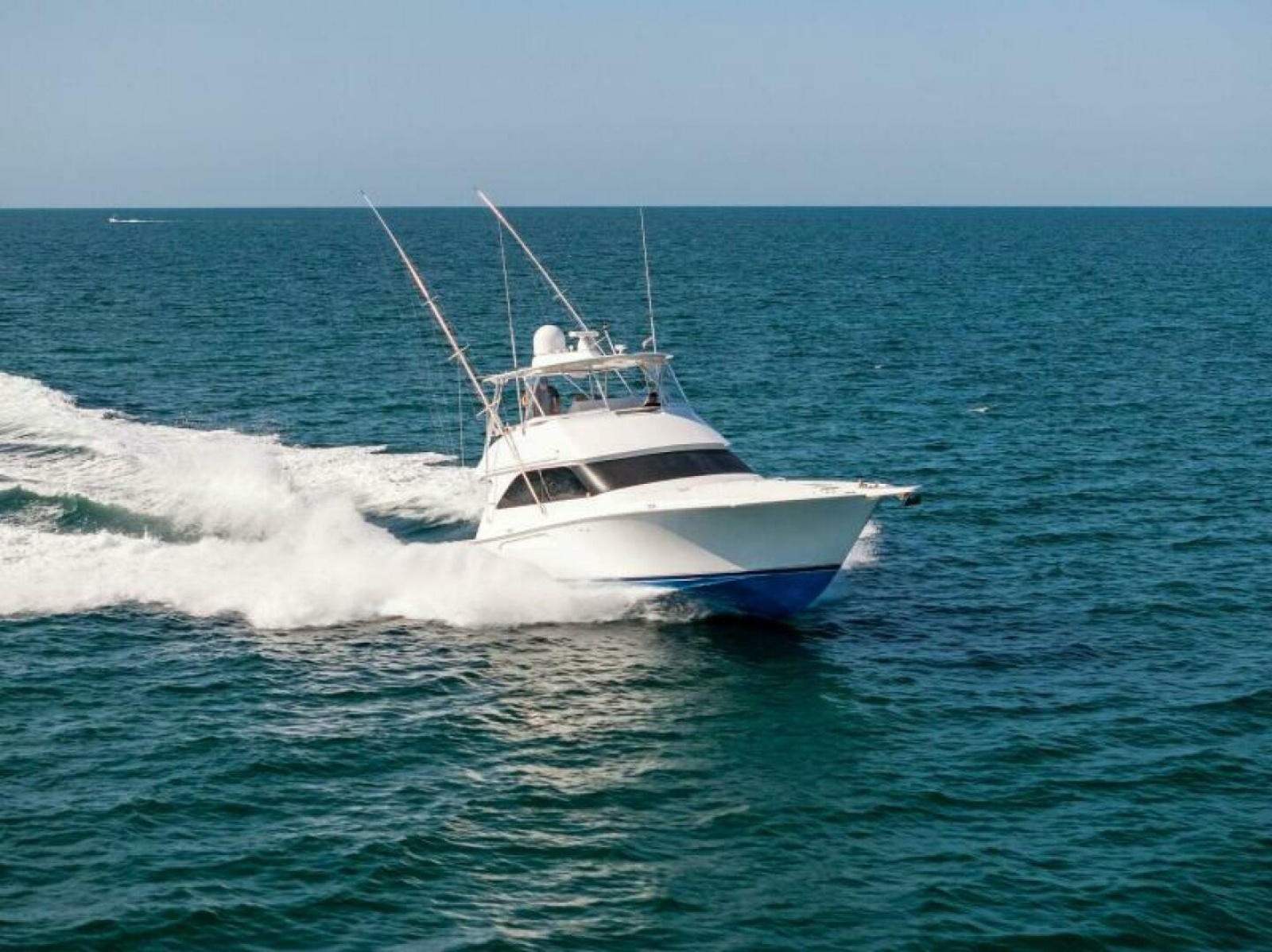 48' 2003 Viking 48 Convertible