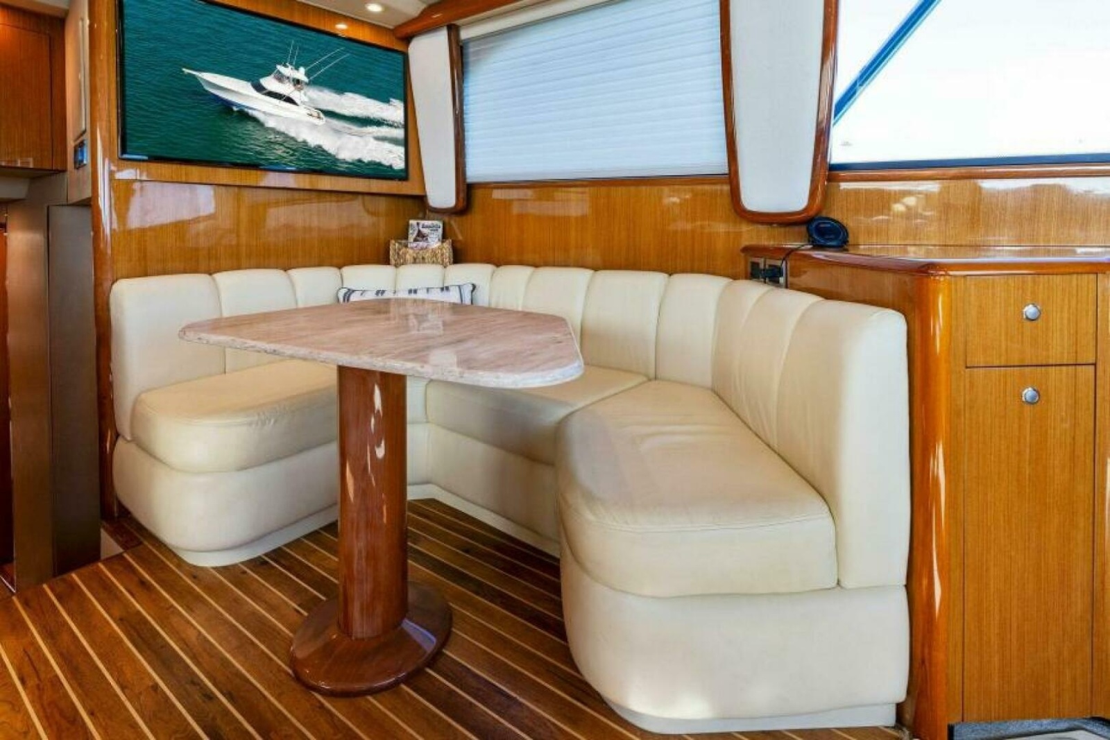 48' 2003 Viking 48 Convertible