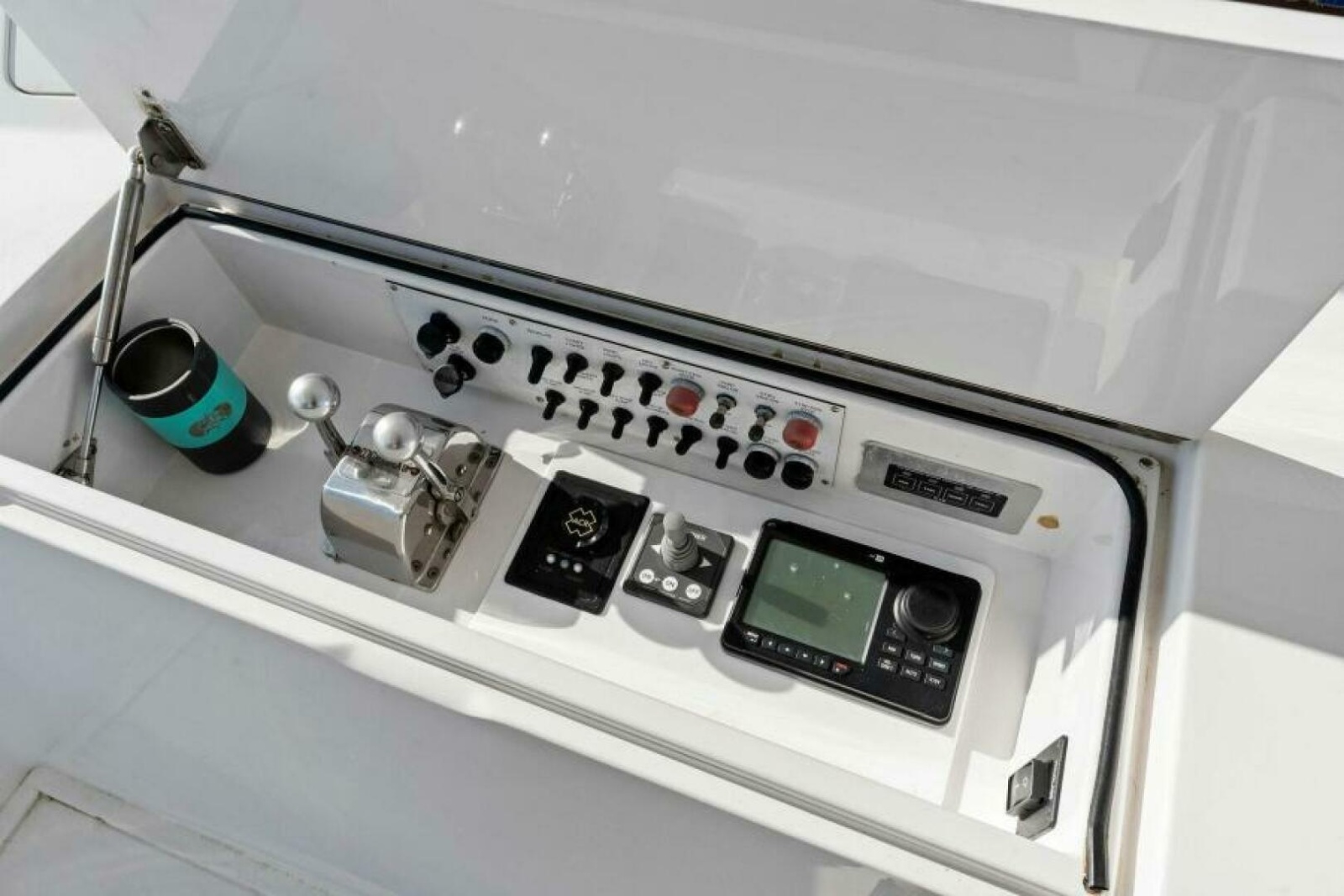 48' 2003 Viking 48 Convertible