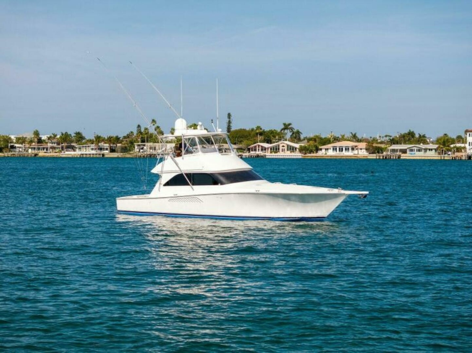 48' 2003 Viking 48 Convertible