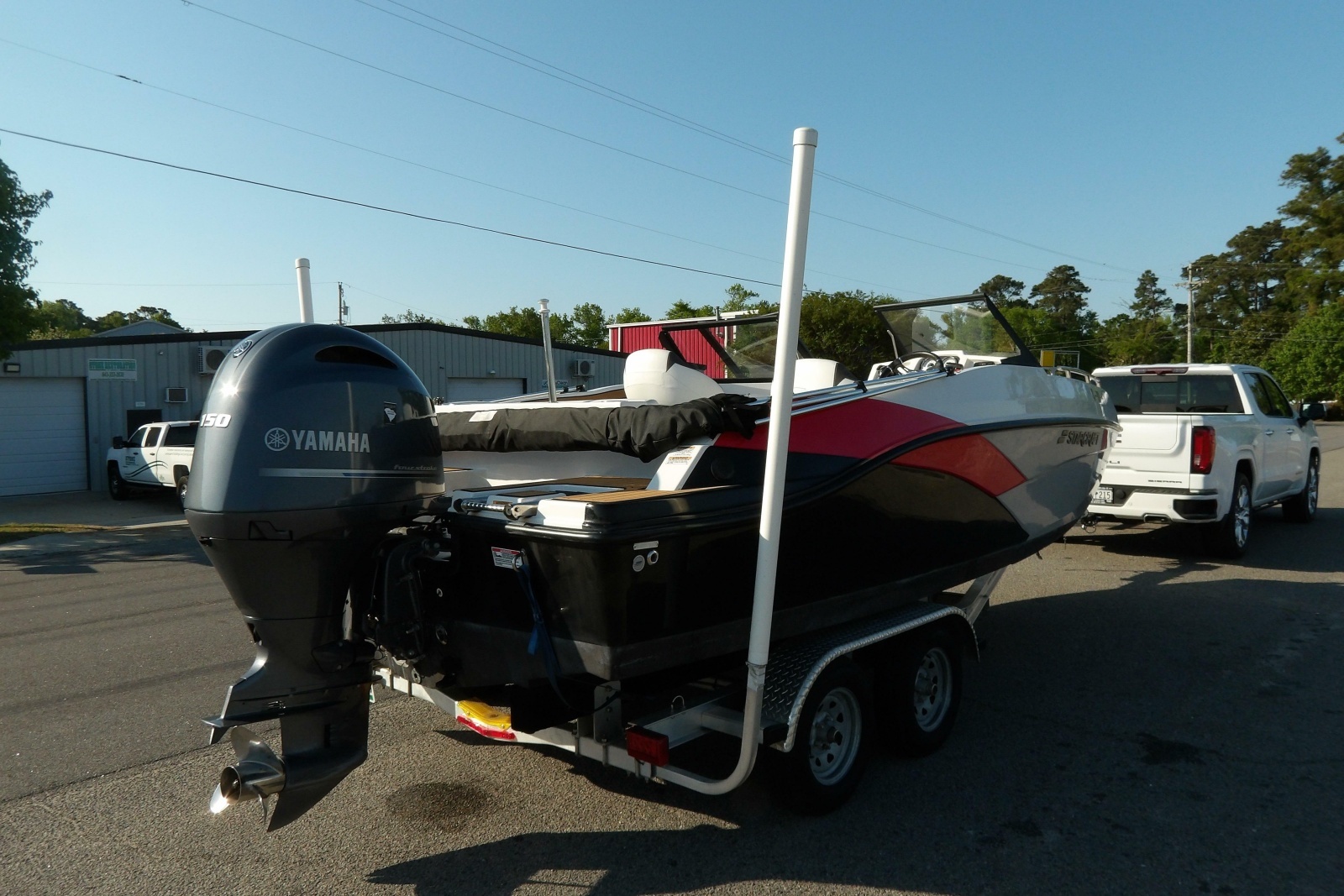 19ft Starcraft Yacht For Sale