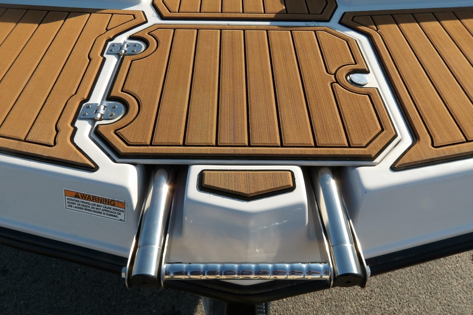 19ft Starcraft Yacht For Sale