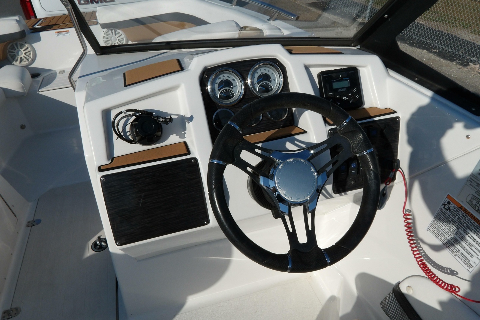 19ft Starcraft Yacht For Sale