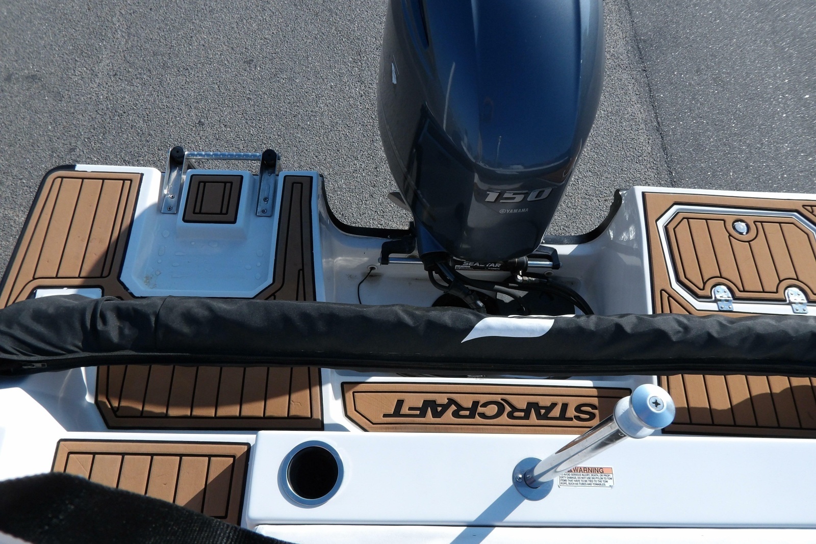 19ft Starcraft Yacht For Sale